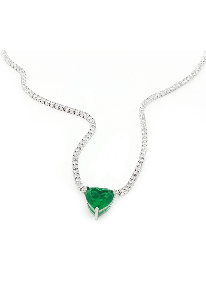 أيه كيه جويلز قلادة من الزركون على شكل قلب من الزمرد مصنوعة من الفضة عيار 925 - Image 2